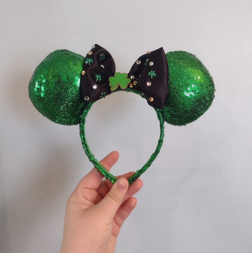 Minnie mouse ears! ☘️